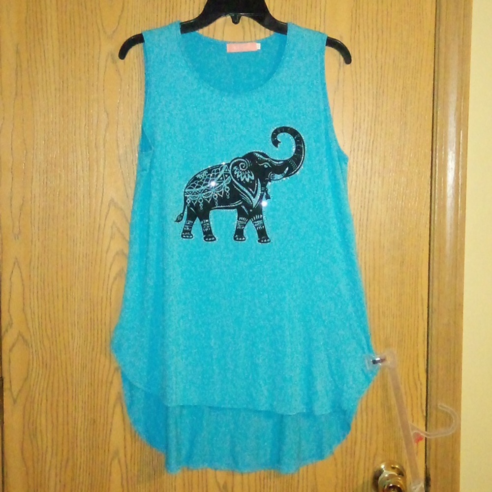Blue/BLaCK bedazzled outlined 🐘 elephant Long w/ High front 🎽 sleeveless top
